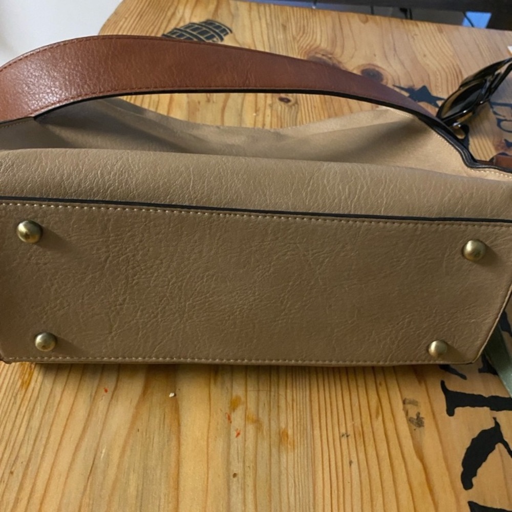 💕 Jen &Co Bag set with 2 straps and 2 bags. Like new. Western look. - Picture 5 of 13